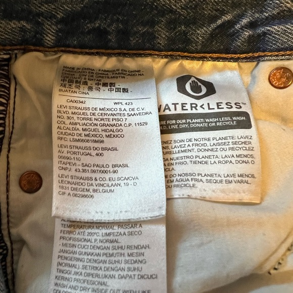 Levi’s Wedgie jeans short long inseam - Picture 10 of 10